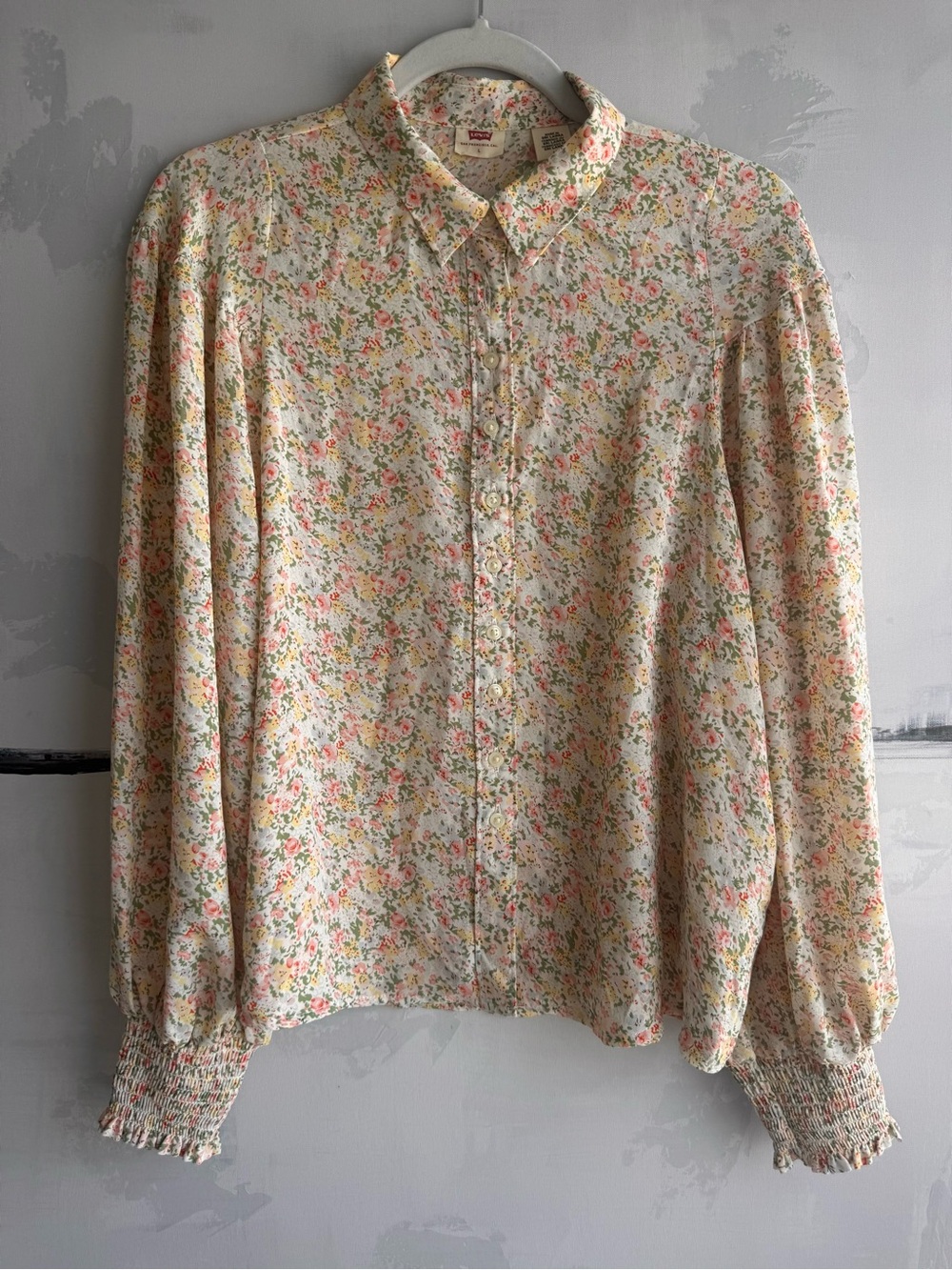 Levi's Cream Floral Button-Down Shirt with Pink & Green Print